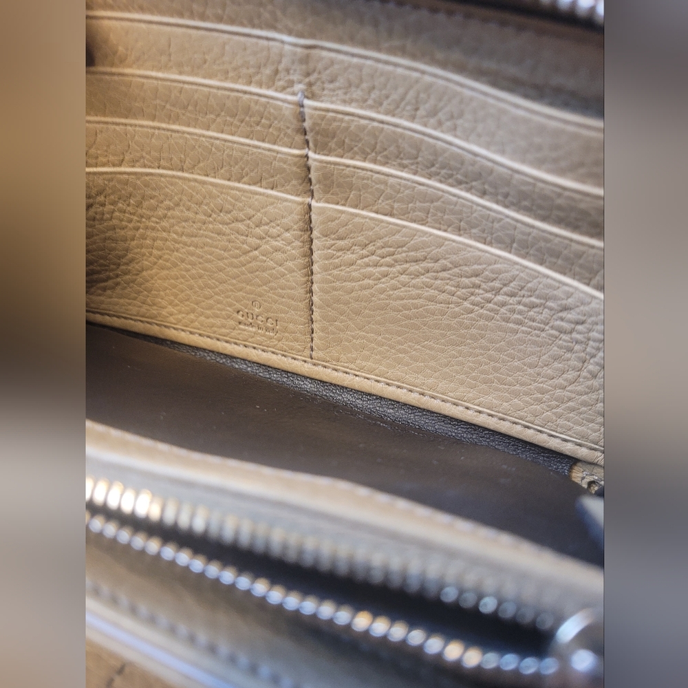 Gucci GG Soho Long Zippy Wallet - Picture 4 of 4